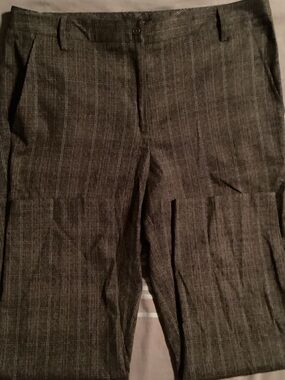 Zac & Rachel Women's Gray Plaid Trousers